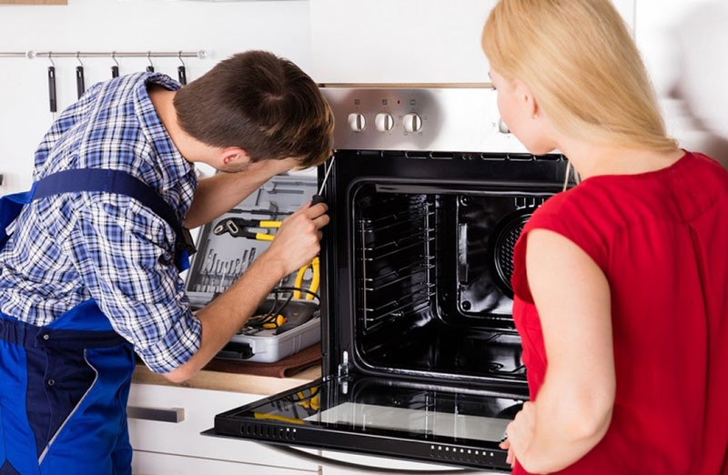 5 Warning Signs Your Oven Needs Repair